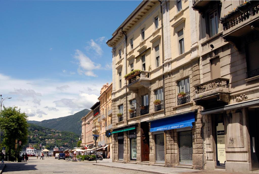 B&B Residenza Cavour Como Exterior photo